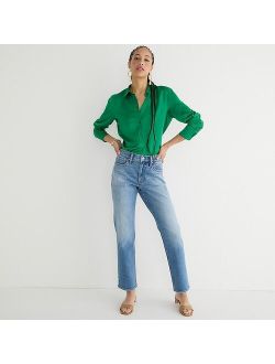Mid-rise '90s classic straight jean in Hiker wash