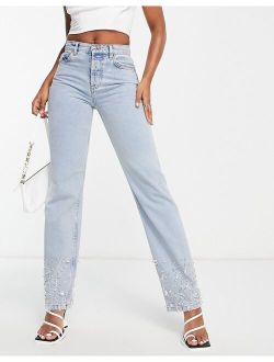 90s straight jeans in light blue with embelished hem