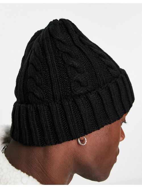 New Look cable knit beanie in black