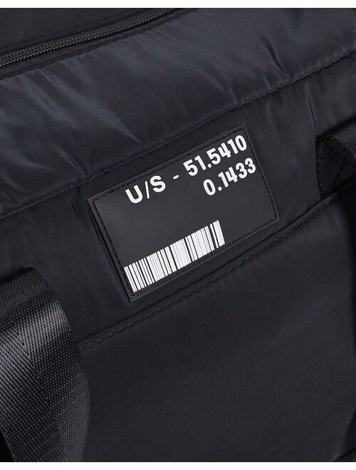 ASOS DESIGN padded nylon holdall with branding in black 22 litres - BLACK