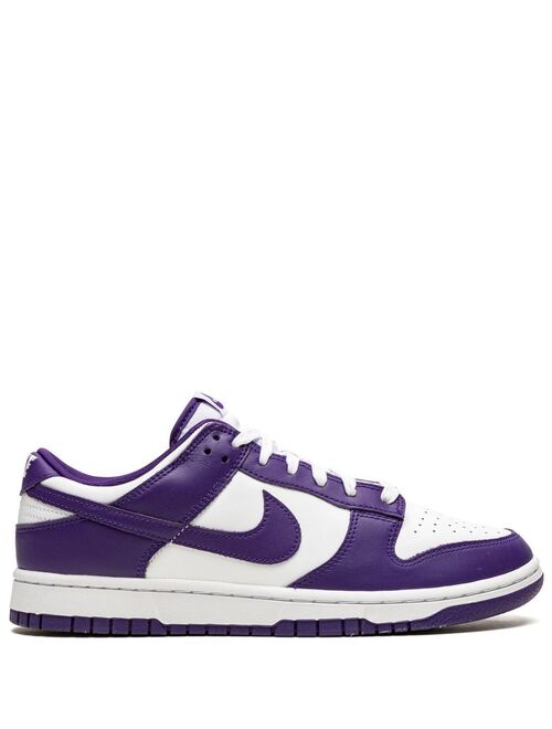 Nike Dunk Low sneakers
