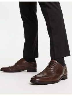 oxford brogue shoes in tan leather