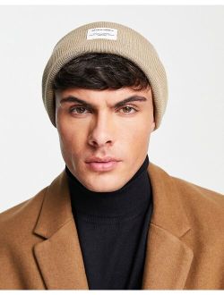 oversized beanie with badge logo in brown