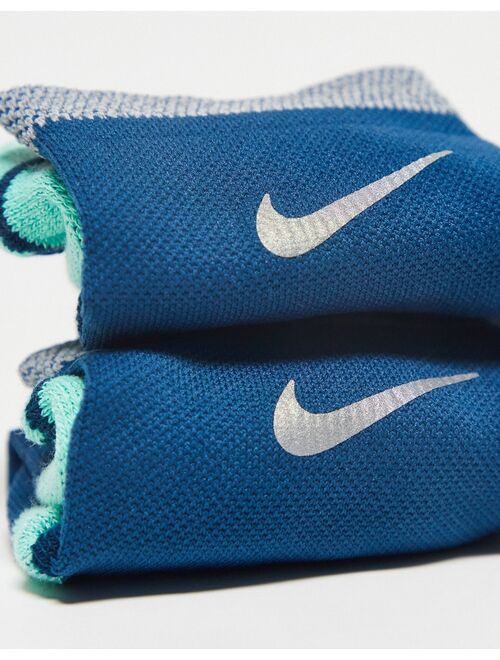 Nike Training Nike Running Spark Cushioned socks in blue