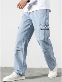 Men Letter Patched Detail Flap Pocket Side Cargo Jeans