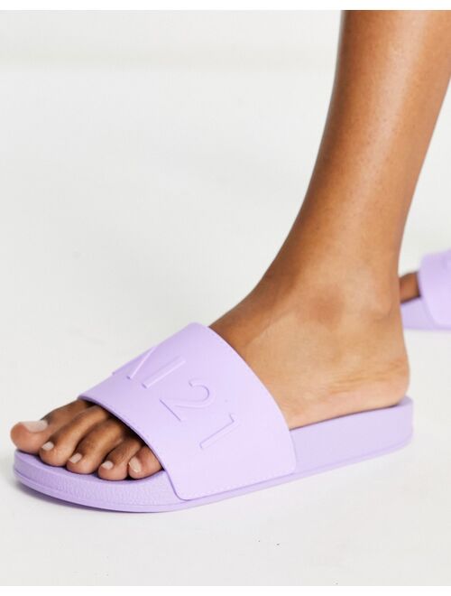 VAI21 embossed slides in lilac