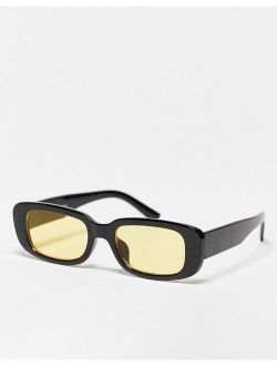 rectangle sunglasses with tinted lens in black