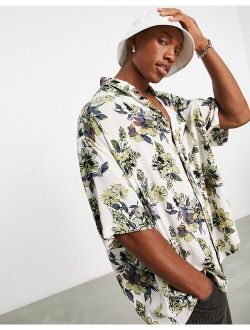 boxy oversized shirt in neutral floral print