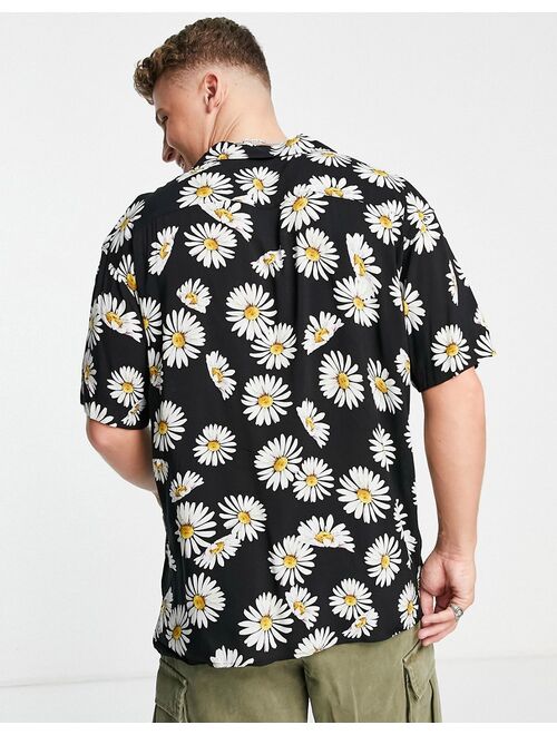Jack & Jones Originals camp collar shirt in daisy print