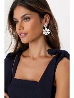 I Pick You White Acrylic Flower Statement Earrings