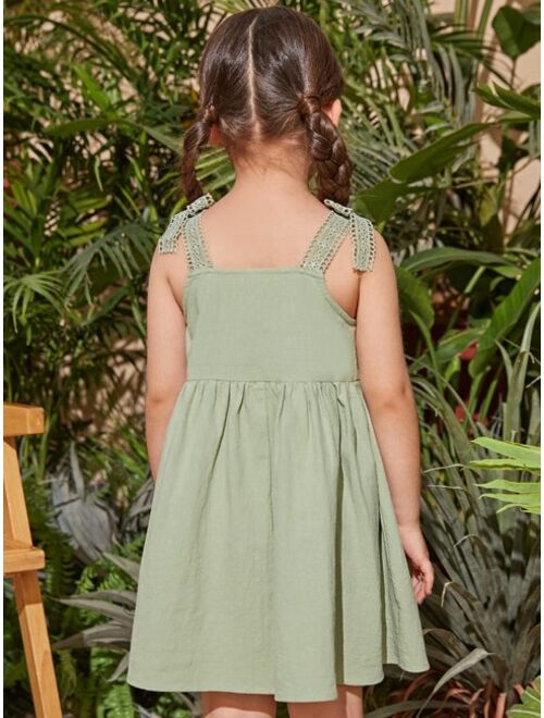 SHEIN Toddler Girls Bow Shoulder Button Front Cami Dress