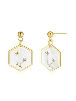 Auntesign Pressed Flower Earrings | Handmade Earrings Stud | Pressed Baby's Breath Flower Earrings | Resin Dangle Earrings for Woman | Symbol of Love and Innocence | Gift