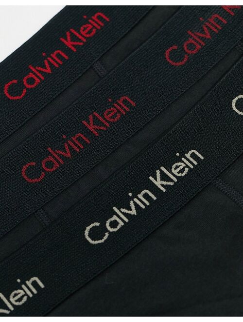 Calvin Klein 3-pack trunks in black
