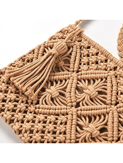 Eiyye Boho Crossbody Handbag Summer Beach Purse Crossbody, Boho Envelope Clutch Crochet Handmade Purse with Tassel