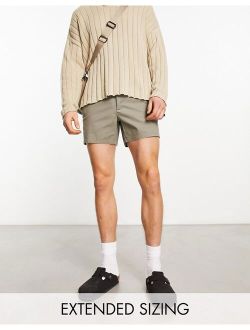 slim chino shorts in light khaki