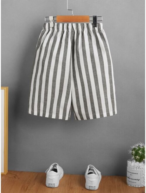 SHEIN Boys Vertical Striped Knot Front Shorts