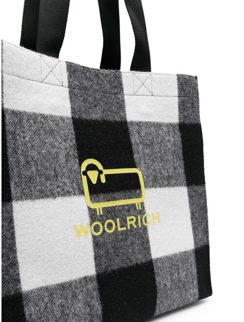 Woolrich logo-print check tote bag
