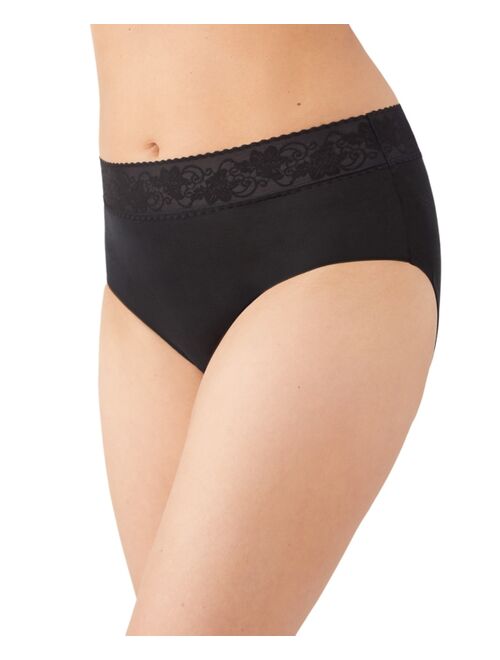 WACOAL Women's Comfort Touch Brief Underwear 875353