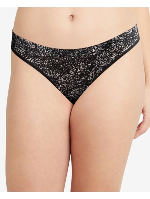 MAIDENFORM Women's Barely There Invisible Look Thong DMBTTG