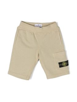 Junior logo patch cargo shorts