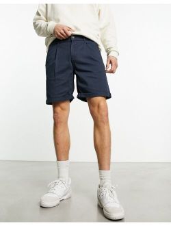 Intelligence chino shorts with pleat in navy