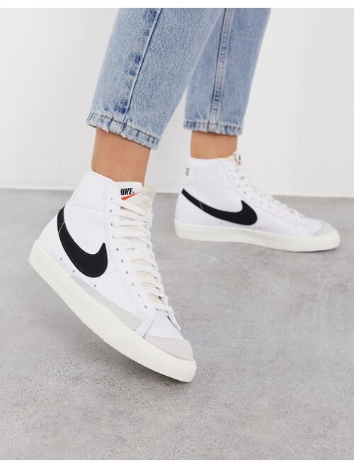 Nike Blazer Mid '77 vintage sneakers in white/black