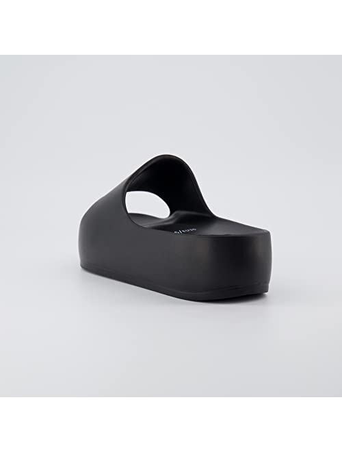 CUSHIONAIRE Women's Ninja slide sandal with +Comfort