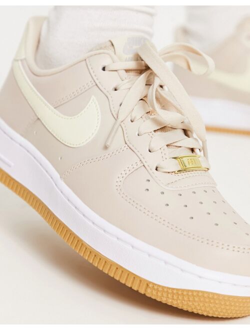 Nike Air Force 1 '07 sneakers in triple pink and white