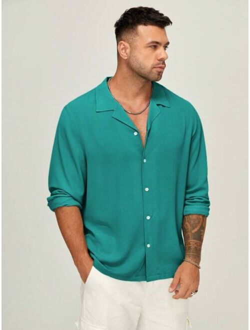 SHEIN Extended Sizes Men Solid Button Front Shirt