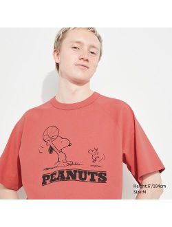 Retro Peanuts UT (Oversized Short-Sleeve Graphic T-Shirt)