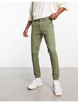 skinny cargo pants in khaki