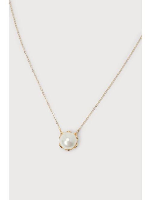 Lulus Preciously Poised 14KT Gold Pearl Pendant Necklace