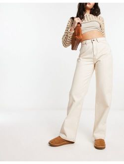 easy straight leg jeans in ivory