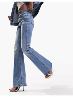 flared jeans in light blue