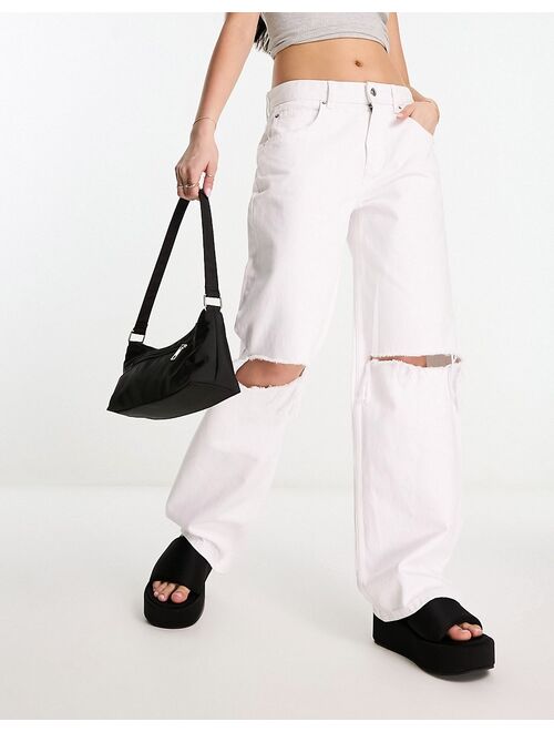 ASOS DESIGN baggy boyfriend jeans in white with knee rips