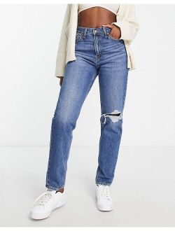 80S mom jean in mid wash blue
