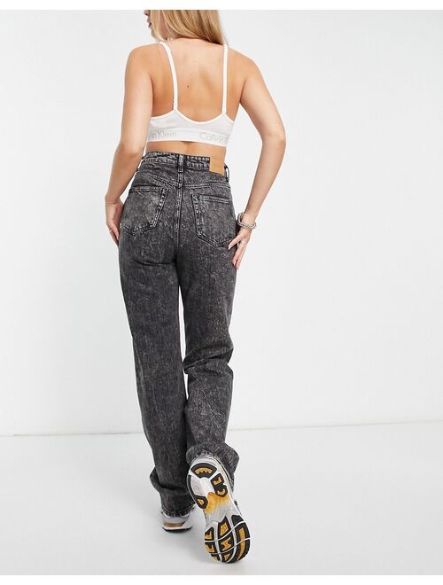 Weekday Rowe Extra high waist straight fit jeans in black stonewash