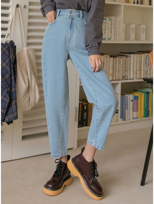 DAZY High Waist Slant Pocket Mom Fit Jeans