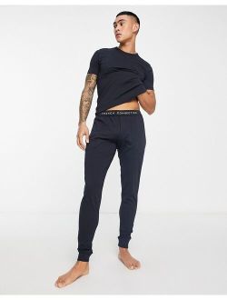 t shirt and lounge pants set in black