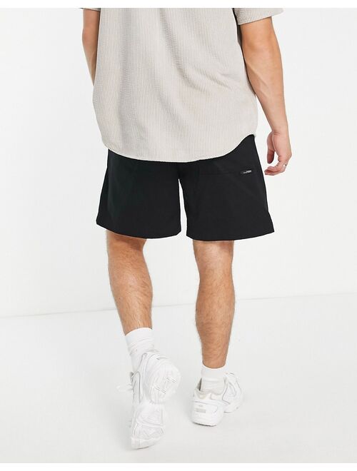Pull&Bear pleated chino shorts in black