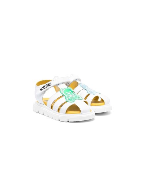 Moschino Kids Teddy Bear-patch caged sandals