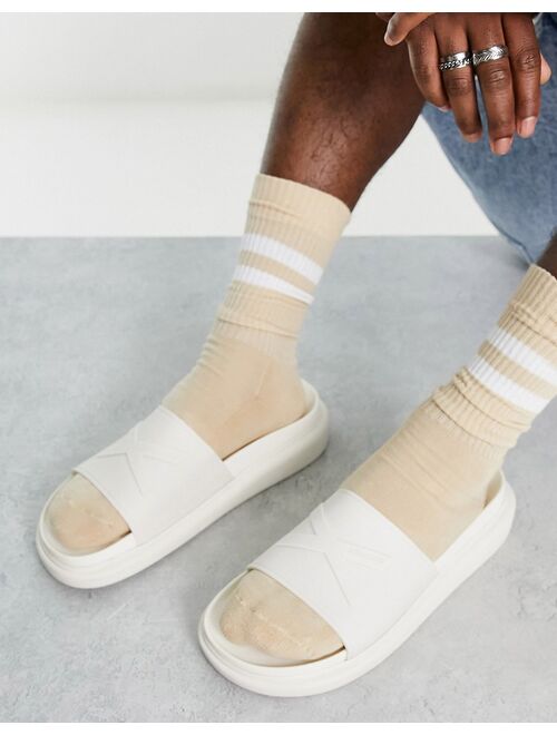 Pull&Bear chunky footbed slides in cream