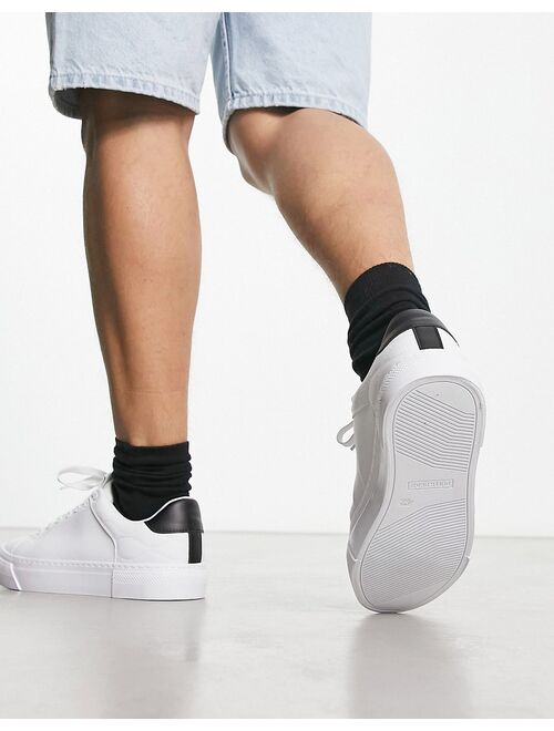 Pull&Bear quilted sneakers with black back tab in white