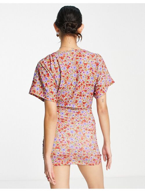 Pull&Bear ruched front short sleeve floral mini dress in pink
