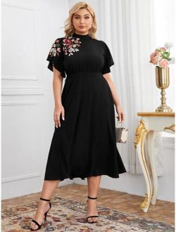 Plus Bell Sleeve Floral Embroidered Belted Dress