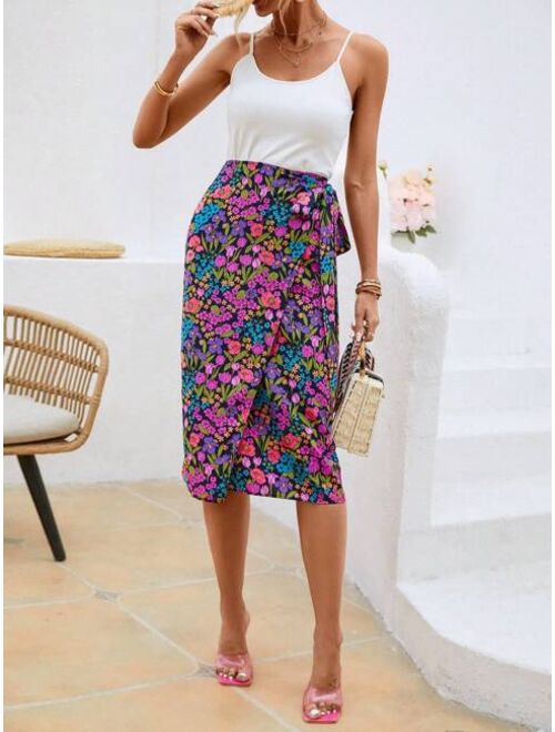 EMERY ROSE Allover Floral Print Knot Side Wrap Skirt