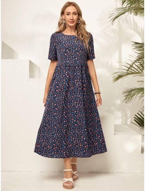 EMERY ROSE Ditsy Floral Print Slant Pocket Smock Dress