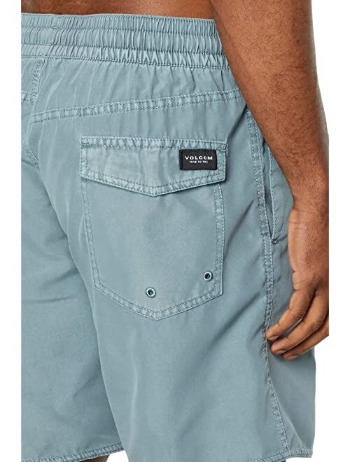 Volcom Center 17" Trunks