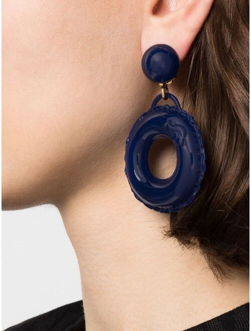 Moschino padded-effect logo letter earrings