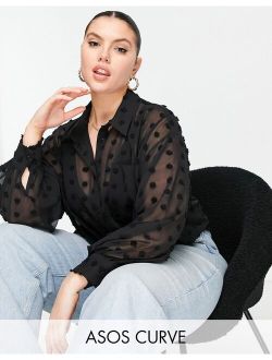 Curve oversized shirt in black textured